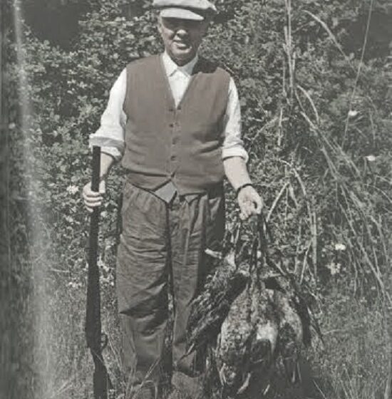  Dosja sekrete e Sigurimit: Xhaviti thotë se udhëheqja jonë bën jetë luksoze, me makina e vila në Durrës, kurse populli…