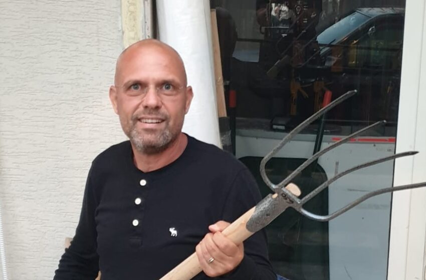  Ylli Manjani: Jalla, reaguan Ambasadat! Po kush po pyet se çfarë thonë Ambasadat