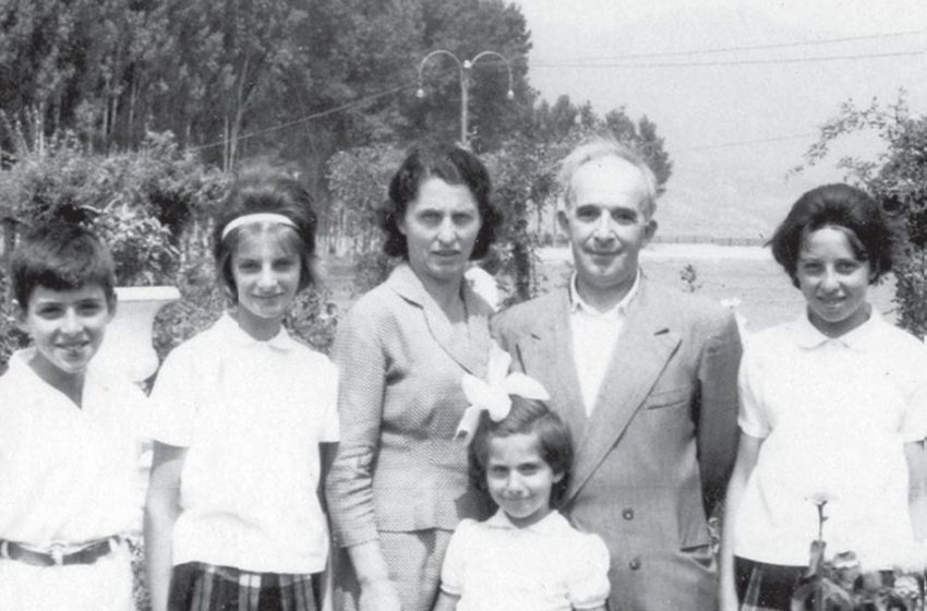  “Këtu pasurohesh vetëm duke vjedhur, fëmijët porositi ta duan Shqipërinë edhe kur vuajnë” – Letra testament e Mitrush Kutelit për gruan