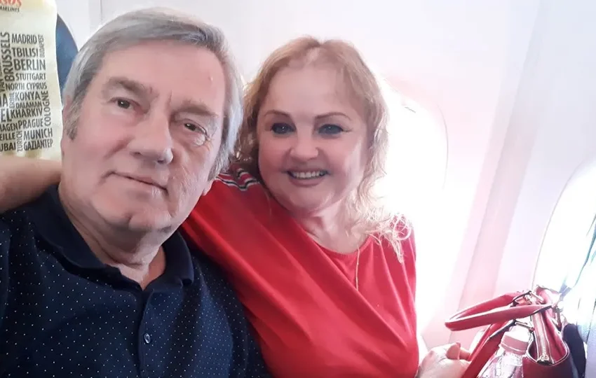  Zef Deda: Dikur paguaja vetë, tani shoh tavolinën, aq pension marr. Mamaja na rriti e vetme, punonte si pastruese