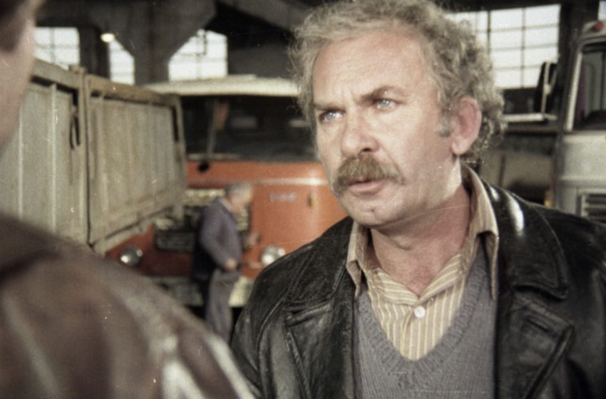  Aktori shqiptar, që punon si shofer kamioni në Amerikë: Edhe profesori im Gulielm Radoja bënte të njëjtën gjë, ishte njeri me zemër të madhe