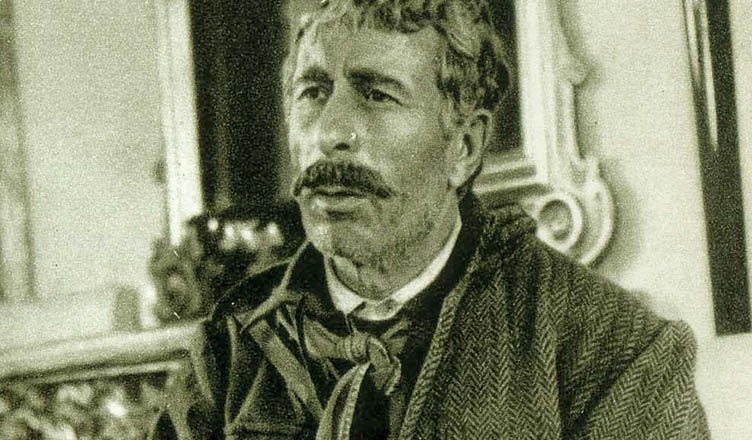  Pandi Raidhi, aktori që i’u dha me mish e me shpirt roleve që e lartësuan atë në panteon