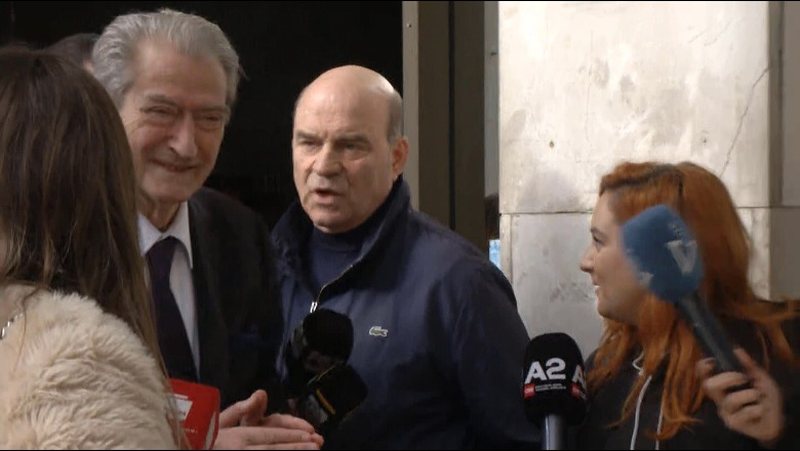  Incidenti i Berishës me Ndriçim Xhepën, gazetari i njohur: Turp për median dhe gazetarët