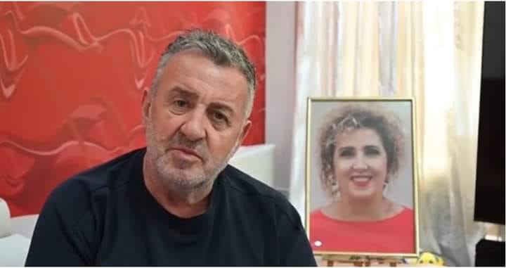  Humbi të shoqen, mesazhi prekës i Agron Llakajt: Bëja humor me thikë në zemër, motiv ishte Kostandina!