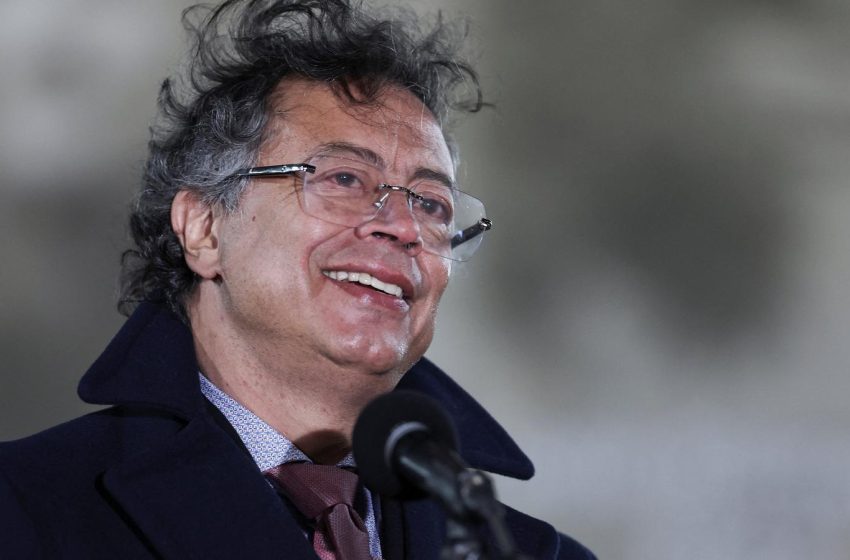  Presidenti i Kolumbisë i shpëton atentatit për vrasje ndërsa po fluturonte me helikopter