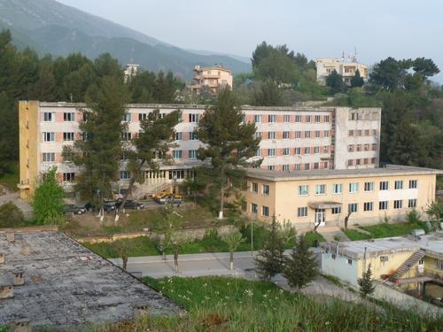  Spitali i Përmetit – nga krenari e qytetit në një realitet të vështirë