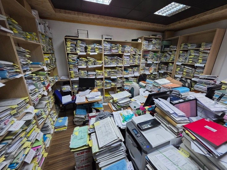  “Kam 35 vjet gjyqeve, presin që ne të vdesim” – Harta e re, “mali’ i dosjeve dhe kolapsi i Gjykatës së Apelit!