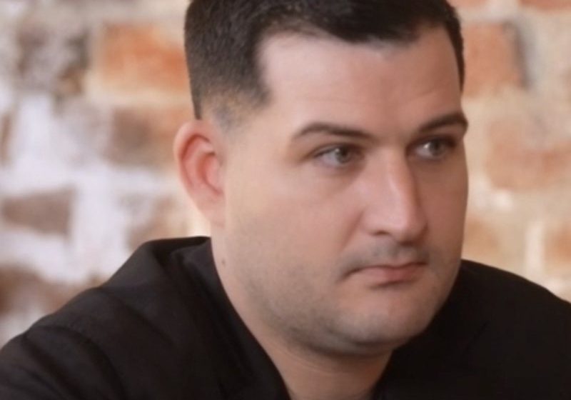  Arbër Hajdari “thumbon” Arbana Osmanin, shpreh hapur simpatinë për Ledion Liçon