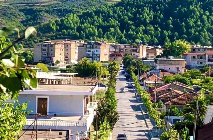  Çmendet 38-vjeçari nga Memaliaj, tenton të vrasë me makinë një person tjetër