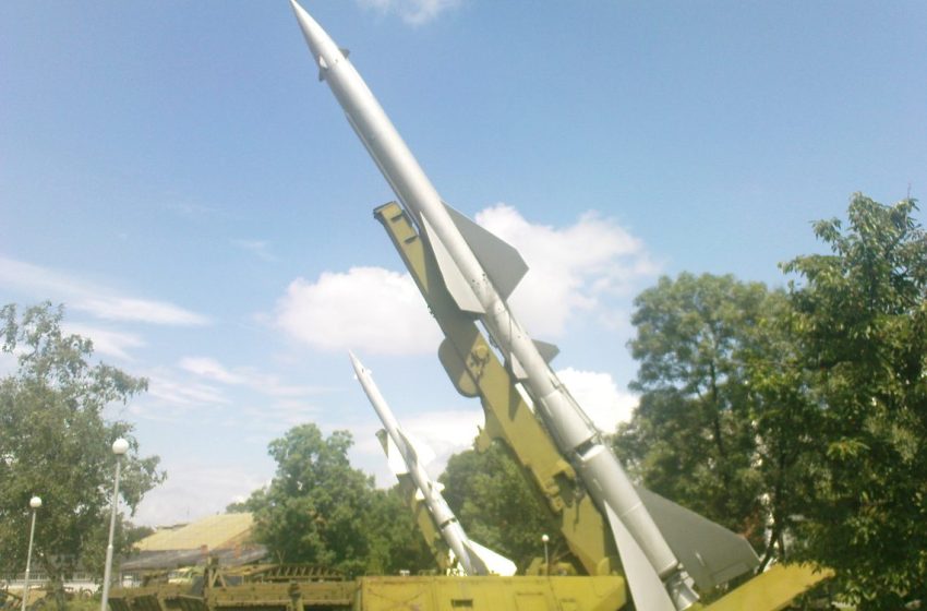  Shqipërinë e mbron NATO dhe jo nostalgjia për raketat sovjetike