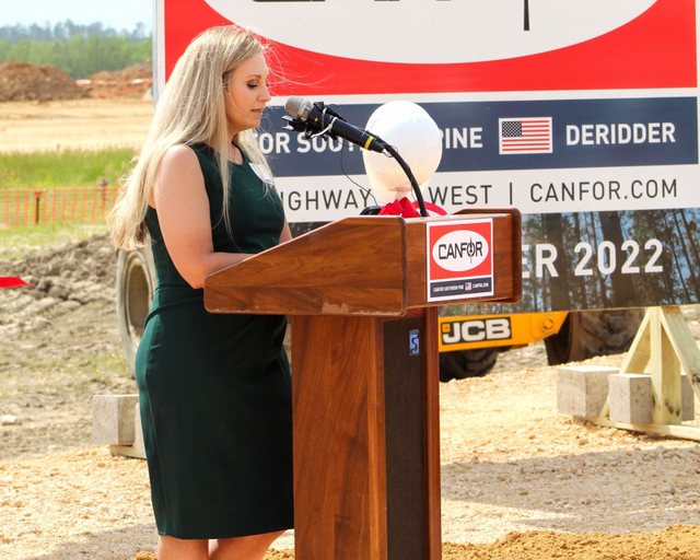  “Filloi të më puthte…” – Ish-kryebashkiakja në SHBA përdhunon një 16-vjeçar në shtëpinë e saj!