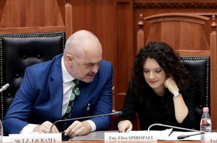 Si po e forcojnë sulmet e Ramës, Elisa Spiropalin