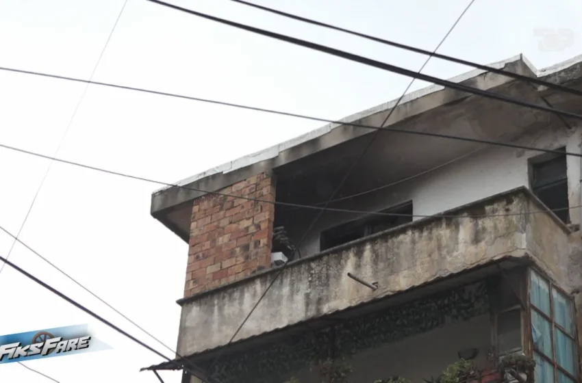  “Nuk kemi ku ta çojmë” – I sëmuri mendor i vë flakën banesës në Gjirokastër