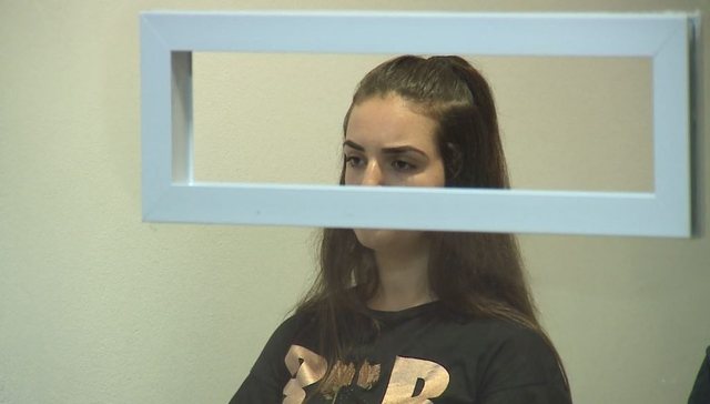  “Pije se na ndihmon që të kemi raporte të mira” – Helmoi vjehrrën dhe më pas e mbyti me jastëk, rrëfehet Marjana Çmeta!