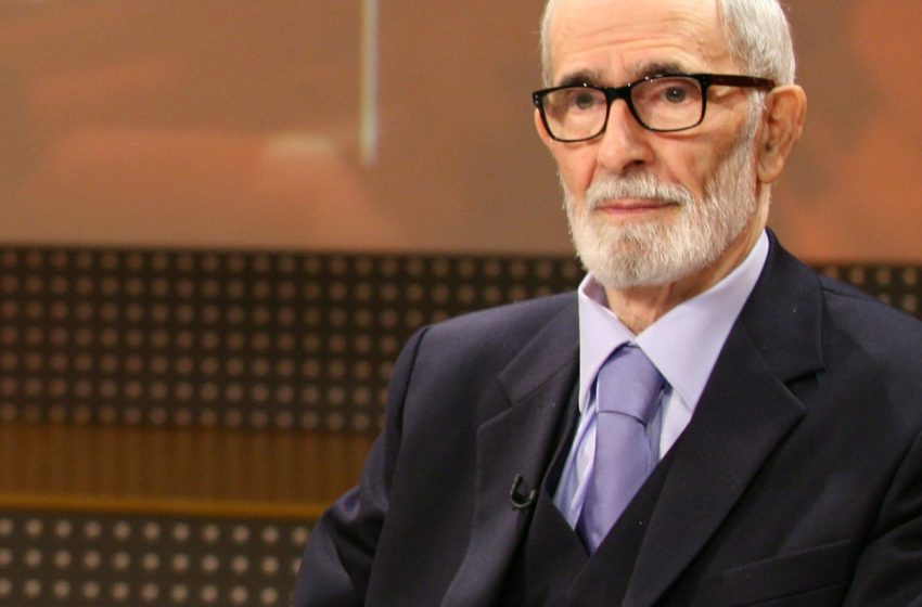  “Nuk dua kamera, as televizione, as politikanë e as njerëz të njohur të vijnë të më përcjellin në varr”