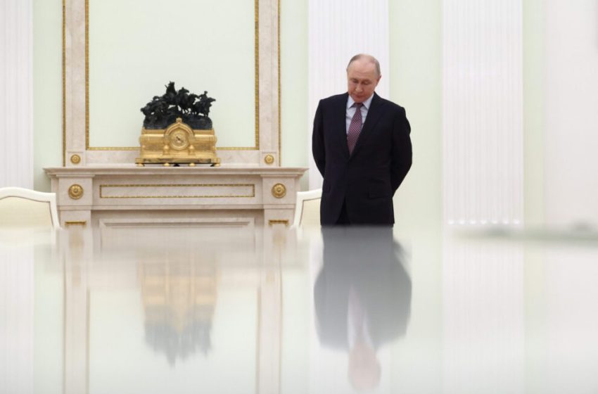  Spindoktorët e Kremlinit përgatiten për një humbje në Ukrainë
