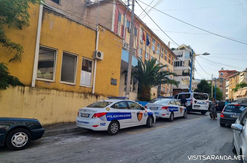  “Saranda është kthyer si Palermo e viteve ’80, ku të heqin qafe. Drejtori i Policisë Bashkiake dhe Inspektoriatit janë në arrati”