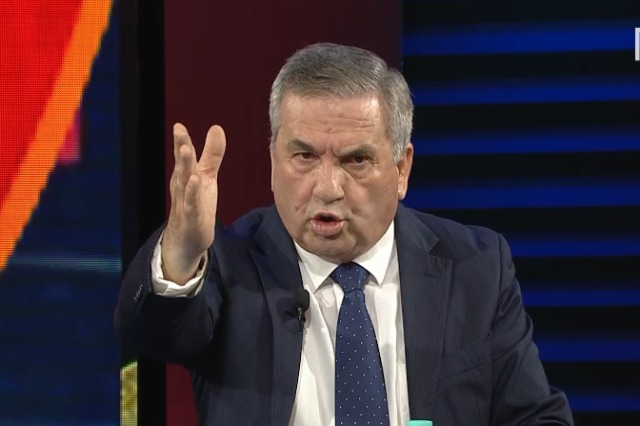  Perla: Avokati i Ramës iu kërkon llogari të rinjve pse nuk u ngritën për 97-n (shumica prej tyre s’kishin lindur atëhere)