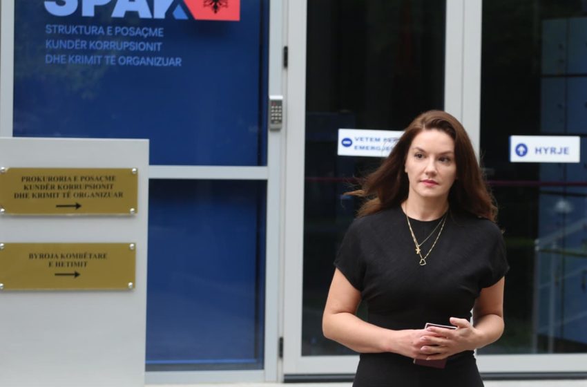  Rrëfehet financierja e kompanive të Ajola Xoxës, që e mori më qafë