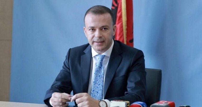  Biznesmeni me miliona euro, bëhet drejtor i Pronave