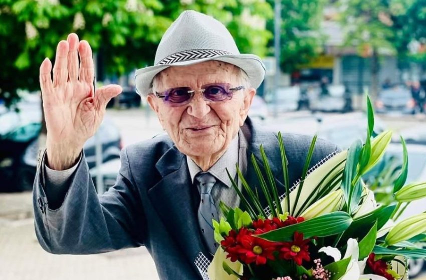  Ndërron jetë aktori i madh Koço Qendro