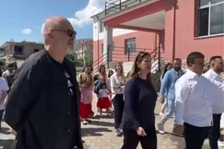  Hakmarrja e Ramës, Kumbaros dhe Flamur Golemit, me Lazaratin