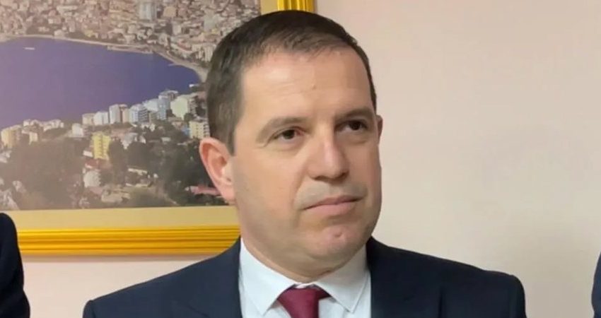  “Dhuratat” i shkonin vjehrrit, GJKKO pezullon prokurorin e Sarandës, Kledian Llaho